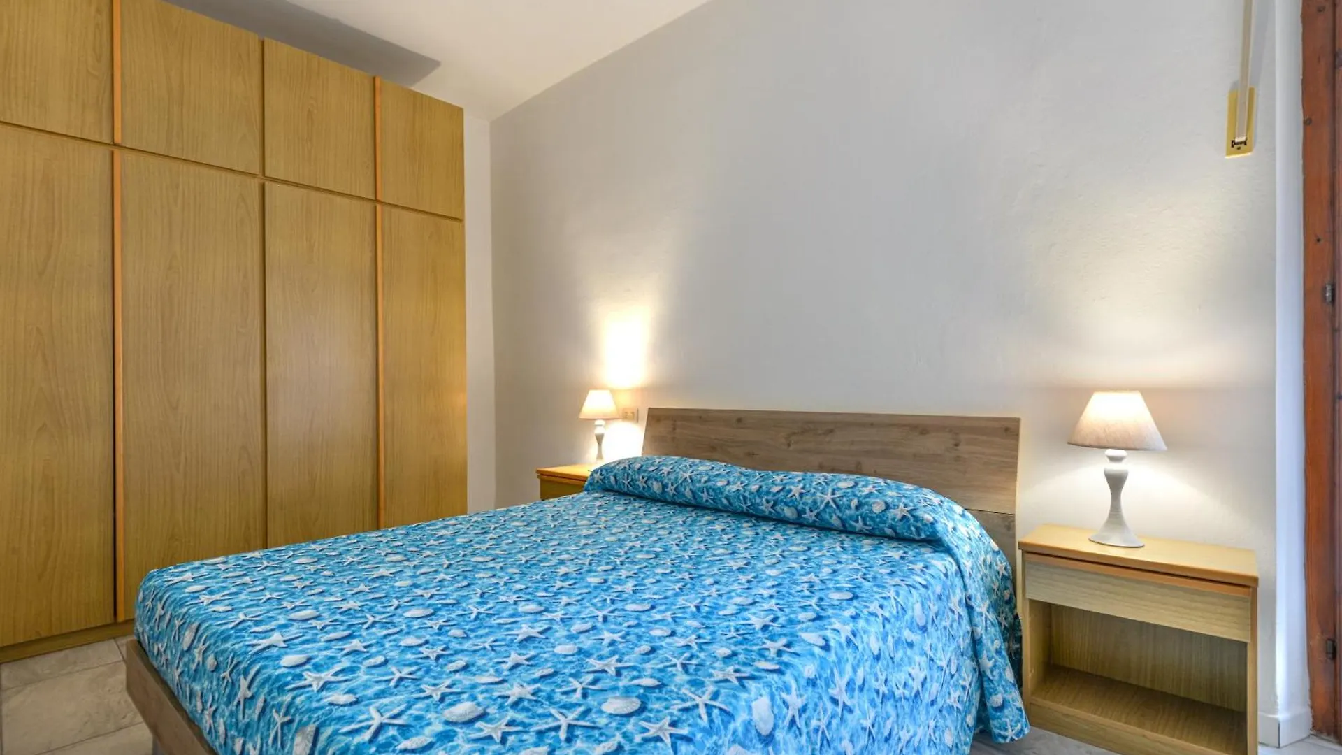 Casa Claudia A Porto Azzurro Apartment