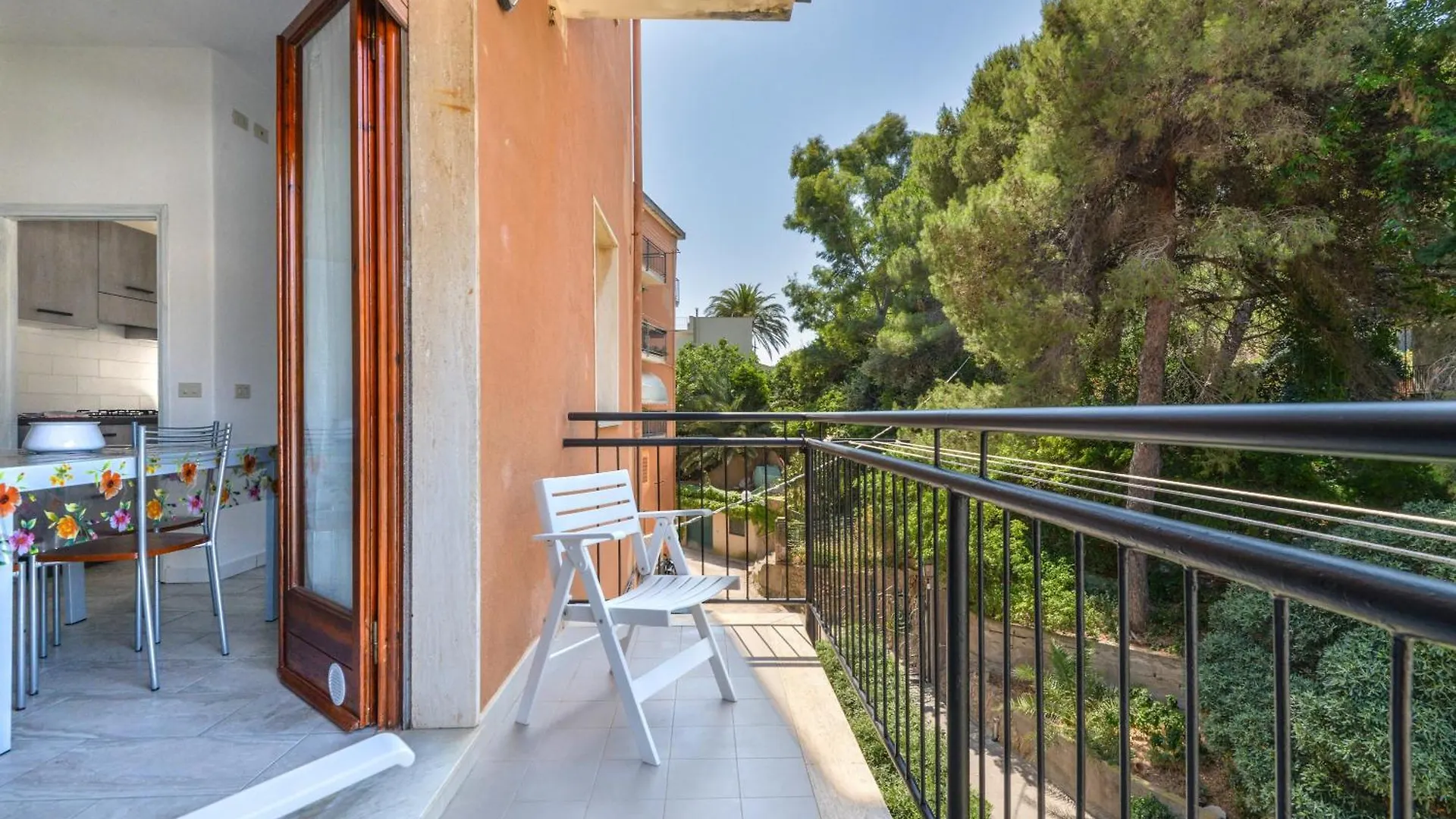 Casa Claudia A Porto Azzurro Apartment 0*,