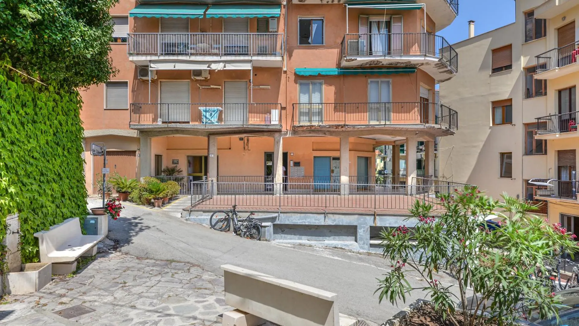 Casa Claudia A Porto Azzurro Apartment
