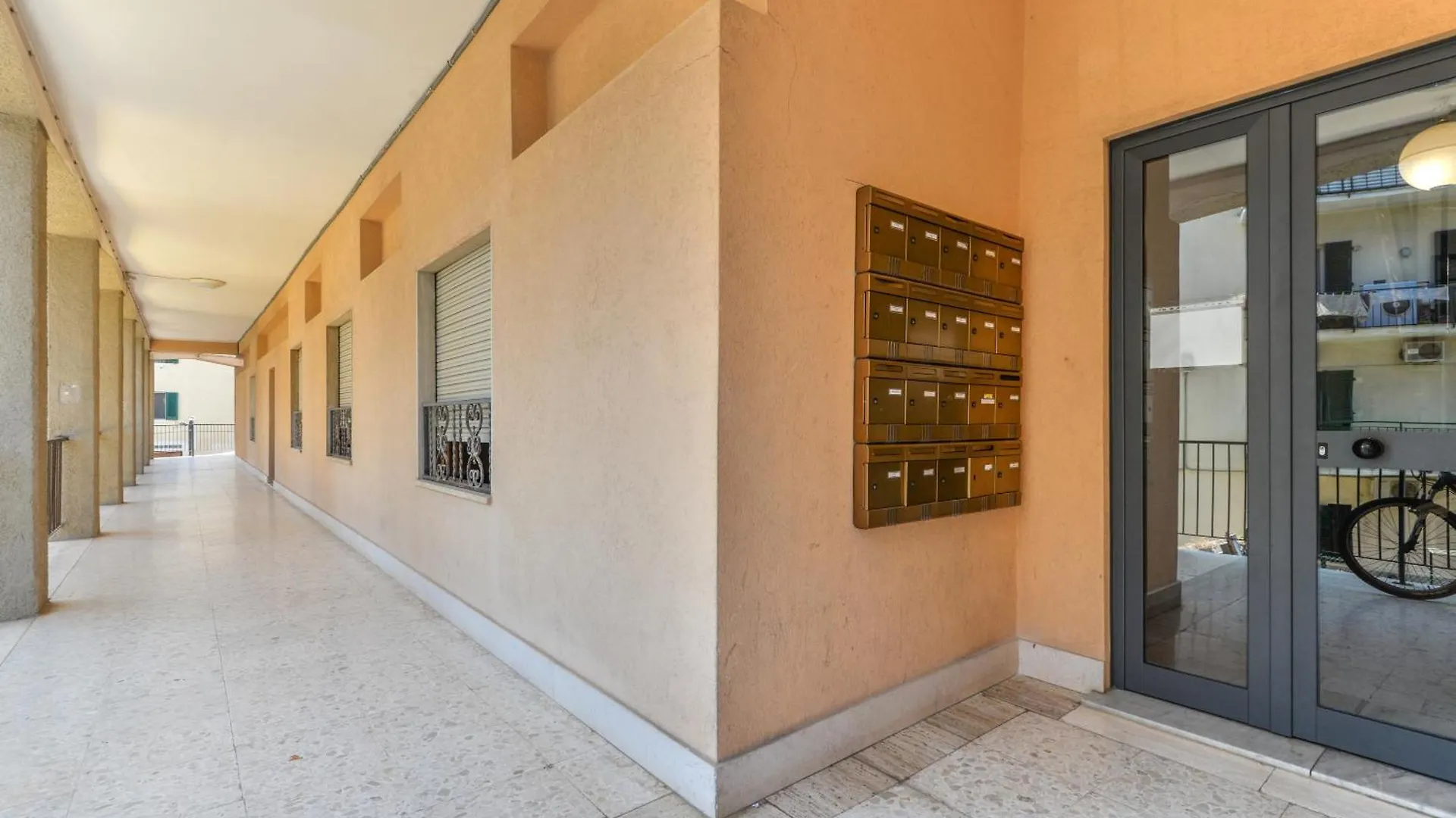 Casa Claudia A Porto Azzurro Apartment
